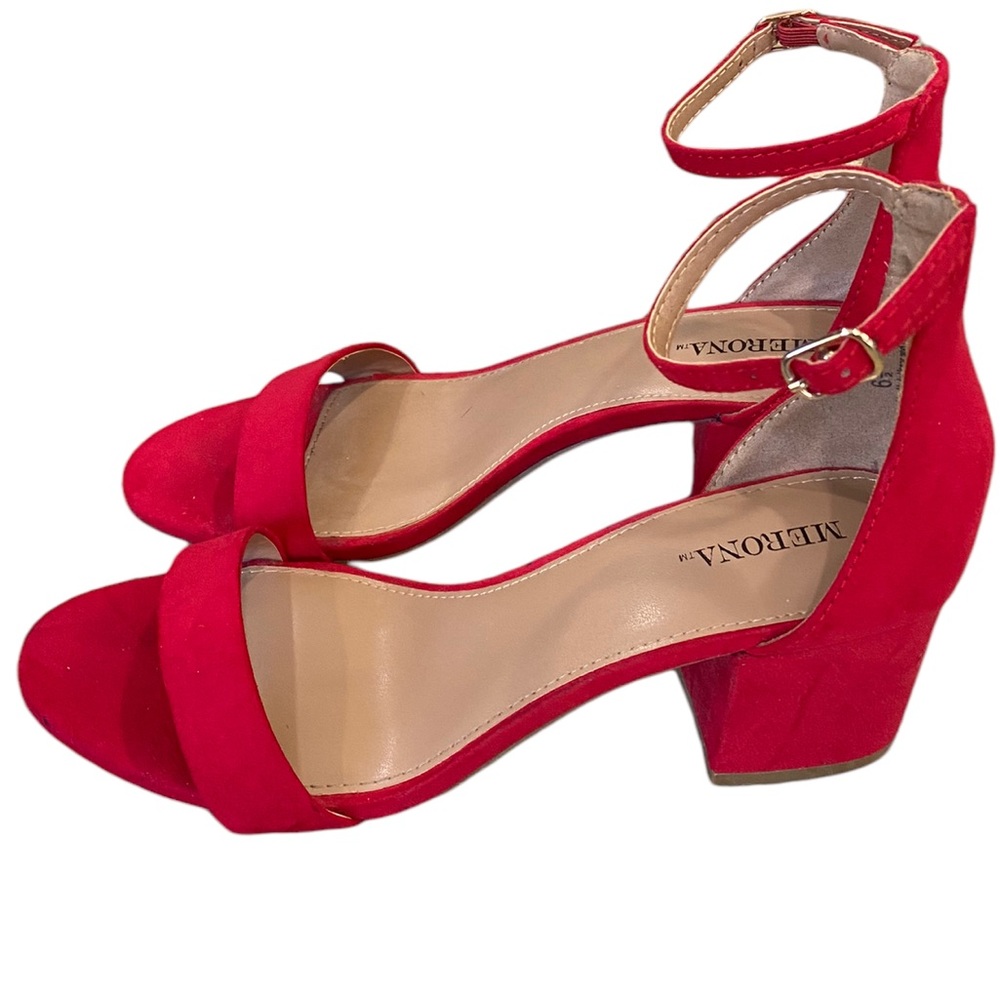 MERONA Red suede ankle strap block heel sandal Size 6.5